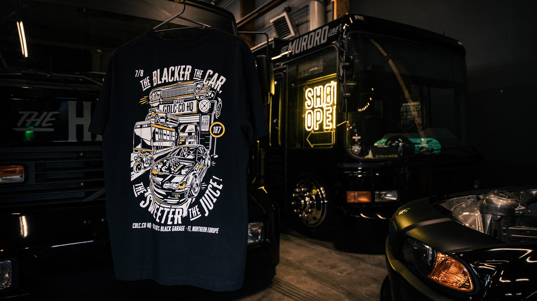 T-shirt + Sticker 